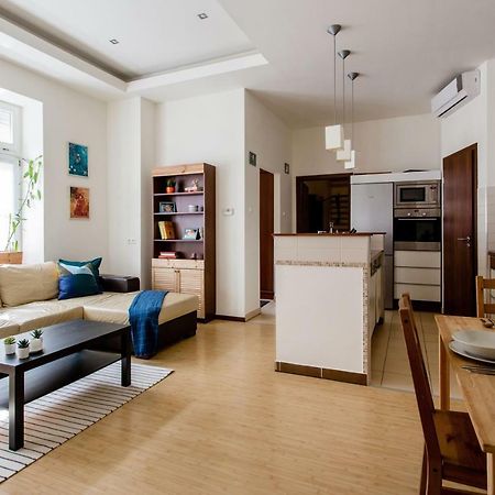 Downtown Delight Near The Basilica Apartment Budapest Ngoại thất bức ảnh