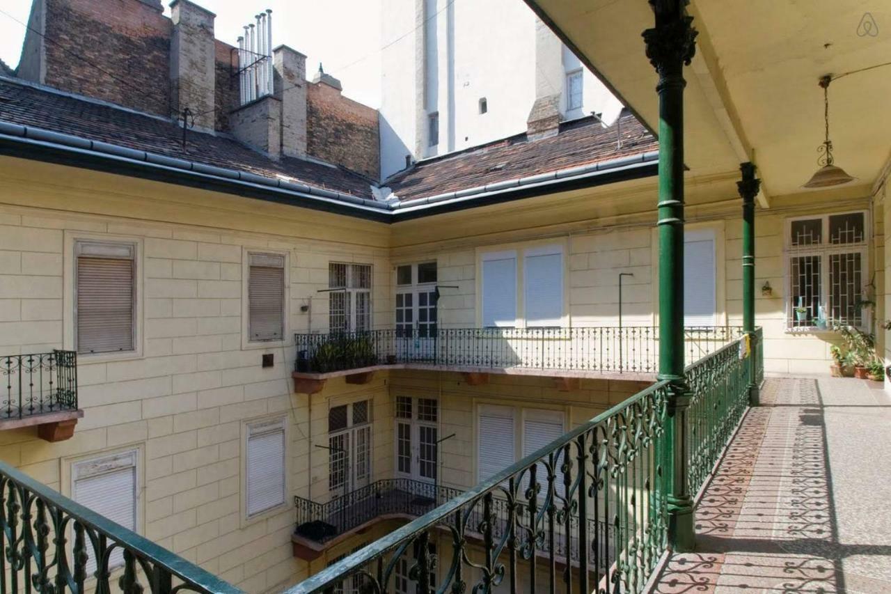 Downtown Delight Near The Basilica Apartment Budapest Ngoại thất bức ảnh