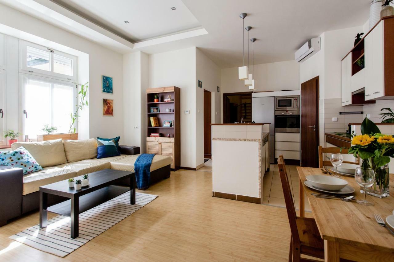 Downtown Delight Near The Basilica Apartment Budapest Ngoại thất bức ảnh
